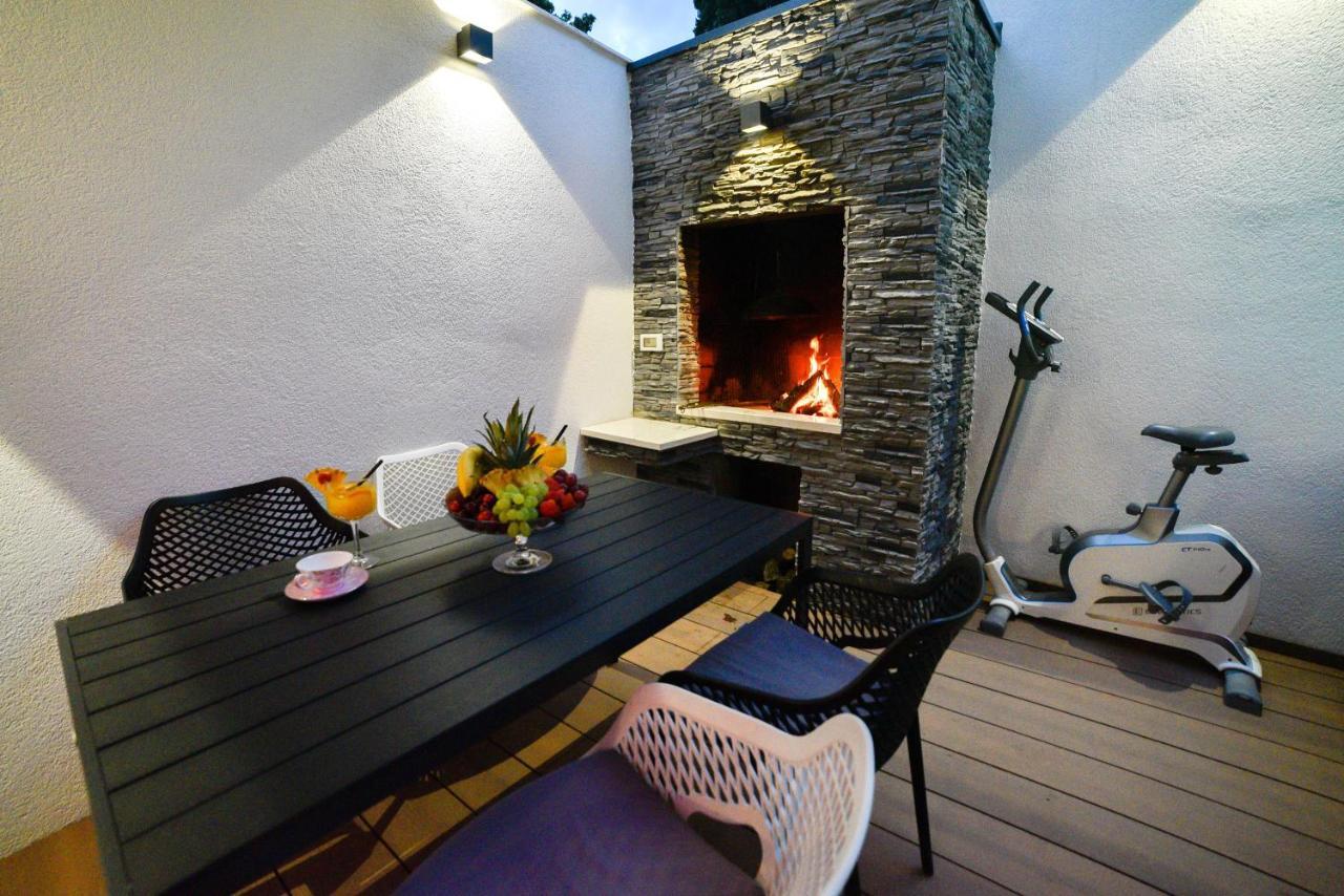 Luxury Apartment Knezovic Сини Екстериор снимка
